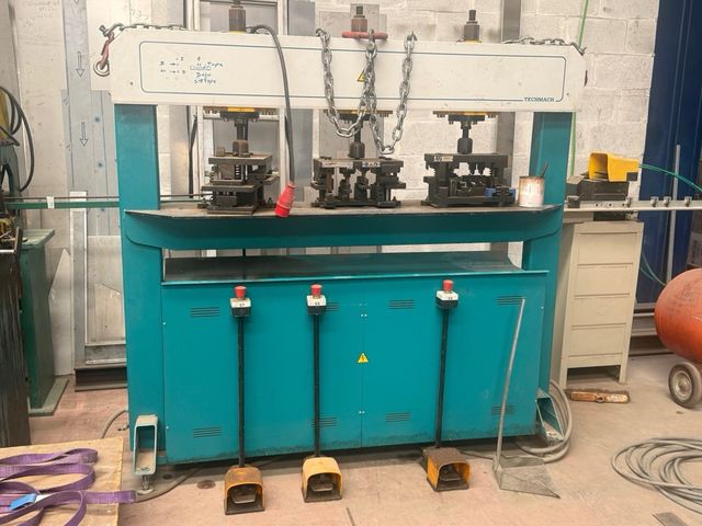 Maquinaria industrial de carpinteria metalicametál