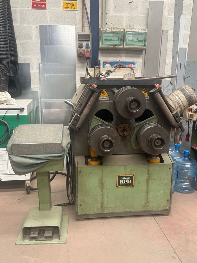 Maquinaria industrial de carpinteria metalicametál