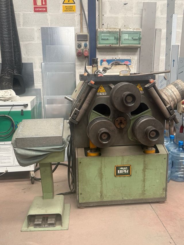 Maquinaria industrial de carpinteria metalicametál