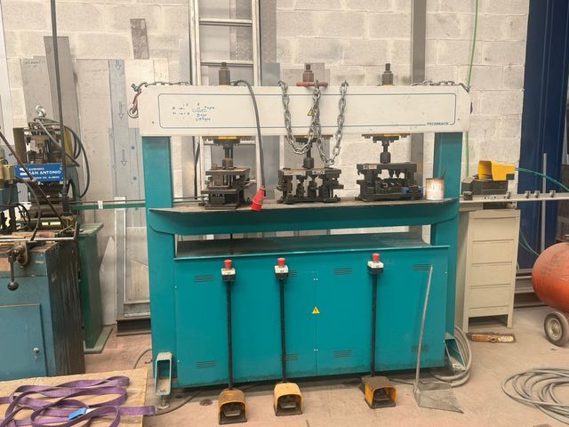 Maquinaria industrial de carpinteria metalicametál