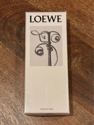 NUEVO Funda LOEWE de madera