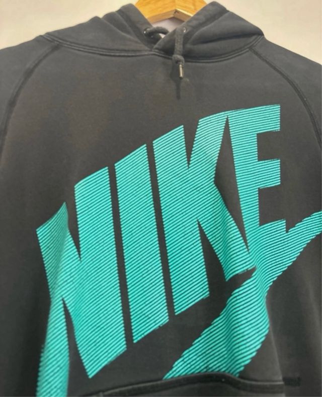 Sudadera Nike Negra y Turquesa