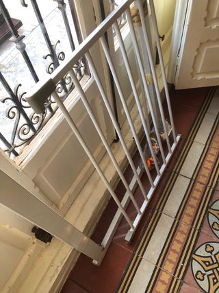 Barrera de seguridad para escaleras