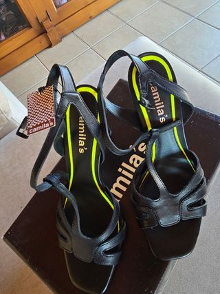 Sandalias Camila's Negras Nuevas 