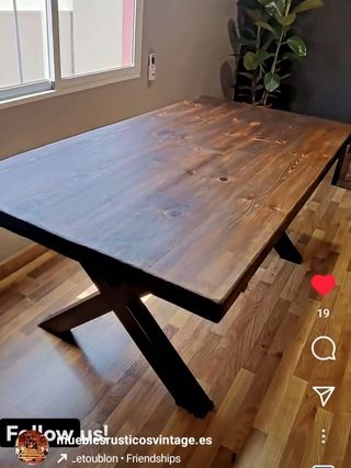 Mesa y bancos artesanales madera y metal