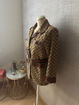 Chaqueta Gucci GG Monogram Marrón y Beige