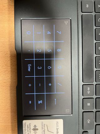 Asus Zenbook Flip 13 2 en 1, i7 · 16gbRAM. SSD 1TB