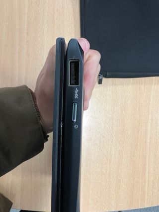 Asus Zenbook Flip 13 2 en 1, i7 · 16gbRAM. SSD 1TB