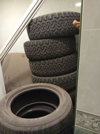 12 Ruedas Toyota Landcruiser 4x4