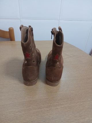 Botines marrones de ante