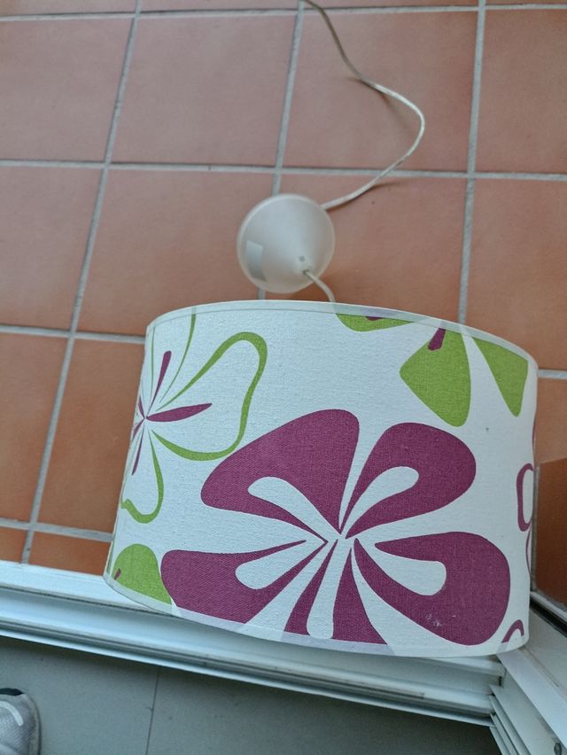 Lámpara de techo floral