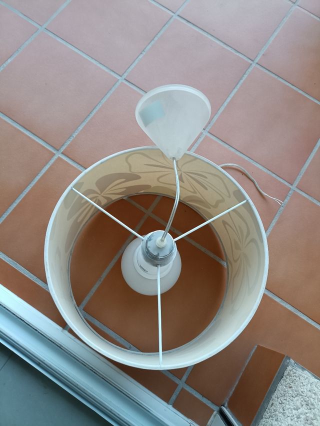 Lámpara de techo floral