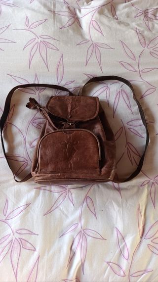 Mochila de cuero con diseño