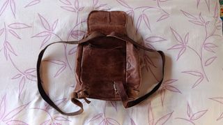 Mochila de cuero con diseño