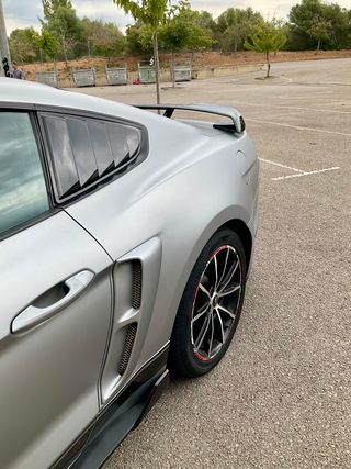 Ford Mustang 2.3 EcoBoost 214kW Mustang (Fastback)