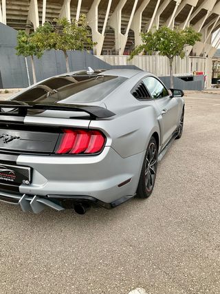 Ford Mustang 2.3 EcoBoost 214kW Mustang (Fastback)