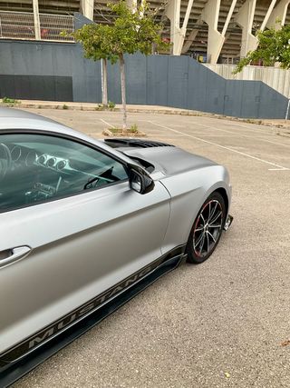 Ford Mustang 2.3 EcoBoost 214kW Mustang (Fastback)