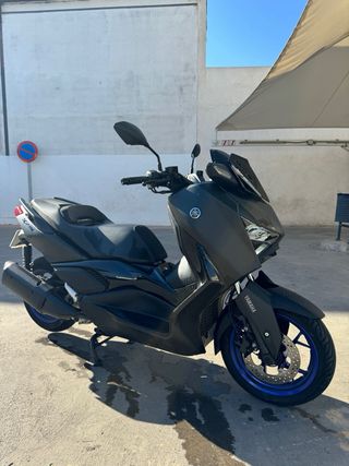 Yamaha XMAX 300 IMPECABLE