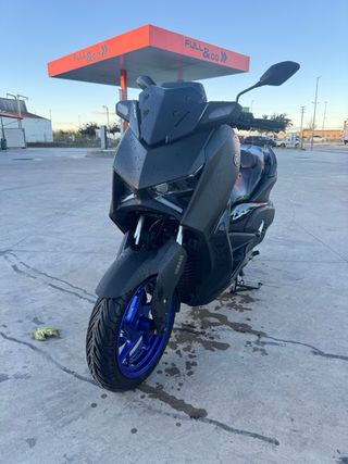 Yamaha XMAX 300 IMPECABLE