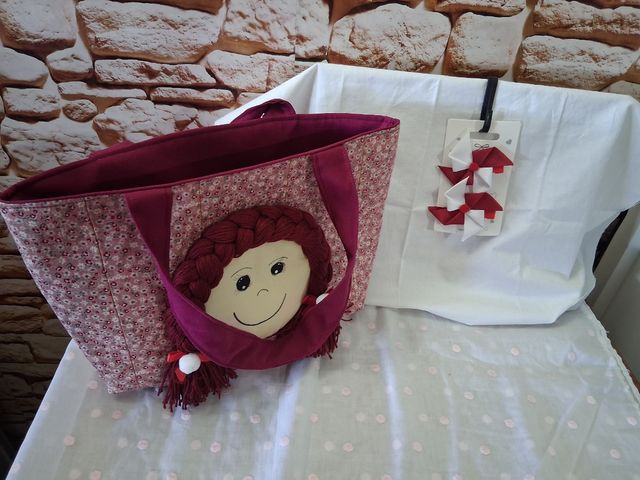 Bolso niña con muñeca