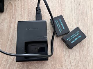 Canon EOS 750D Cámara DSLR Negra (sin penas uso)