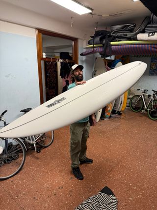 Tabla de surf JS NUEVA. Monsta 2020