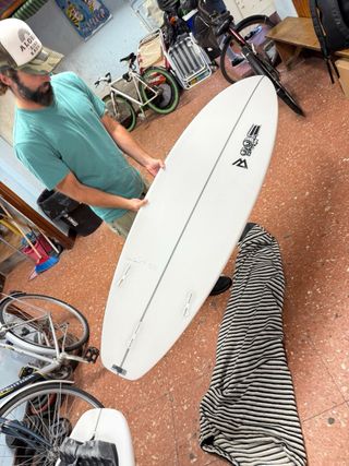 Tabla de surf JS NUEVA. Monsta 2020
