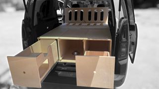 Mueble Camper con Mesa Madera