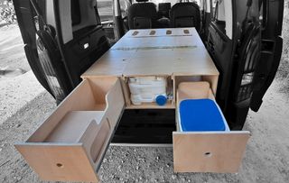 Mueble Camper con Mesa Madera