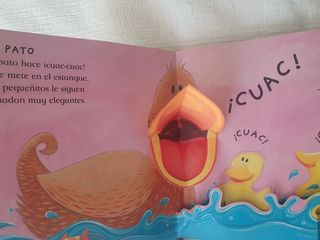 La gallina feliz (Libros cu-cú sorpresa series)...