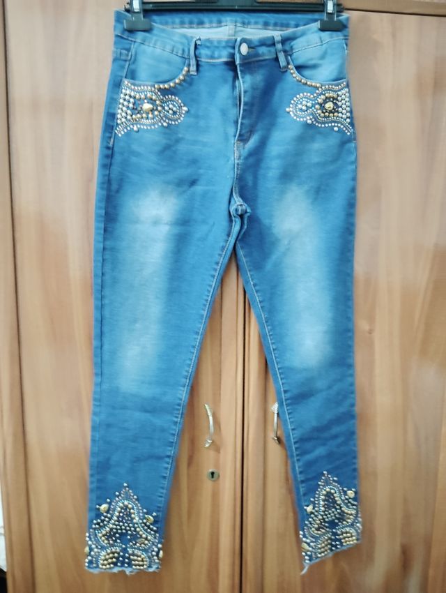 Vaqueros SHEIN con pedrería Talla XL