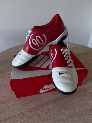 Zapatillas Nike Total 90. SIN ESTRENAR