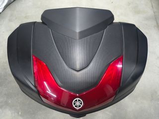 Baúl Yamaha 50L con Soporte para Tech MAX 560 2022