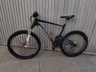 Bicicleta Giant Enduro