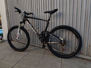 Bicicleta Giant Enduro