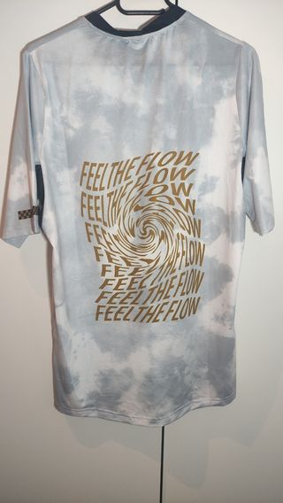 Camiseta NW Talla L . Con etiqueta 