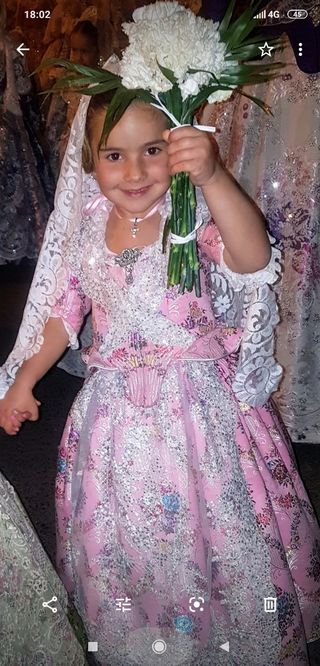 Vestido de fallera para niña