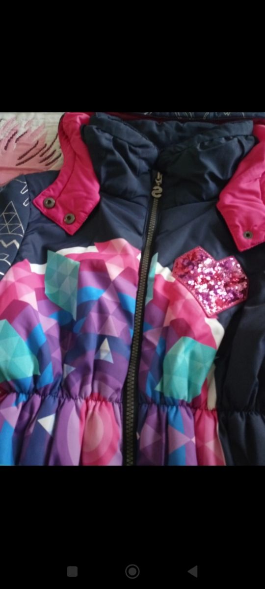 Abrigo infantil desigual