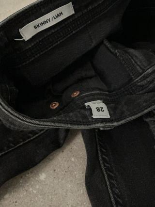 Pantalón vaquero Jack & Jones negro desgastado