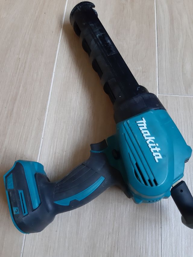 Makita DCG180 Pistola silicona calafateo