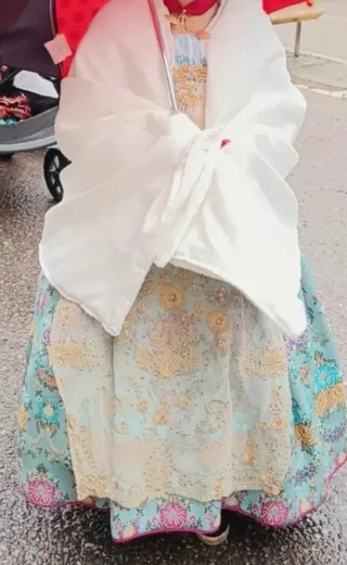 Traje de Fallera azul y dorado