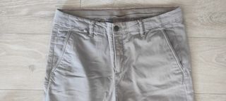Pantalón chino Zara T/40 Gris