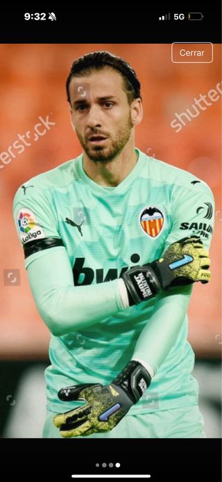 Guantes de portero Rinat personalizados