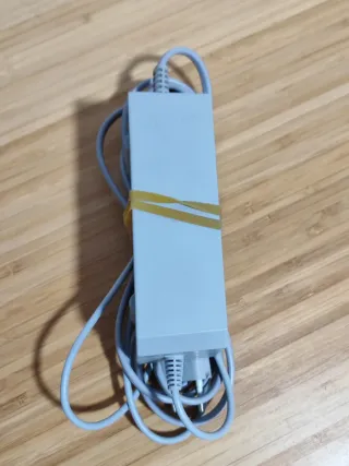 Adaptador de Corriente Nintendo Wii.