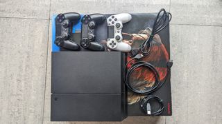 PS4 1TB + 3 Mandos Dual Shock