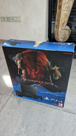 PS4 1TB + 3 Mandos Dual Shock