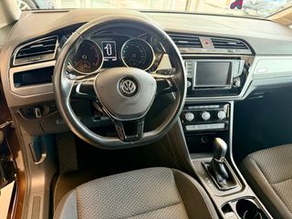 Volkswagen Touran 2016