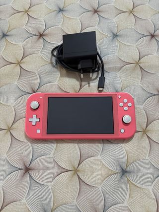 Nintendo Switch Lite Corallo