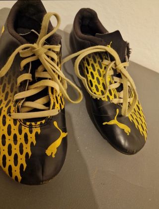 LAST PRICE Scarpe da calcio Puma Bambino Taglia 33