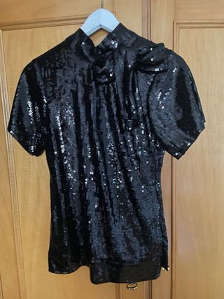 Blusa negra lentejuelas Talla M